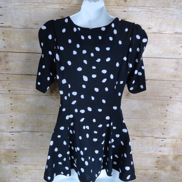 Nvzhuang Short-Sleeve Top - Size 2 - Picture 2 of 3